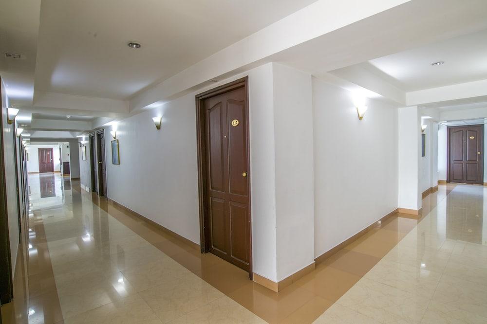 Golf View Hotels & Suites Nedumbassery Exteriér fotografie