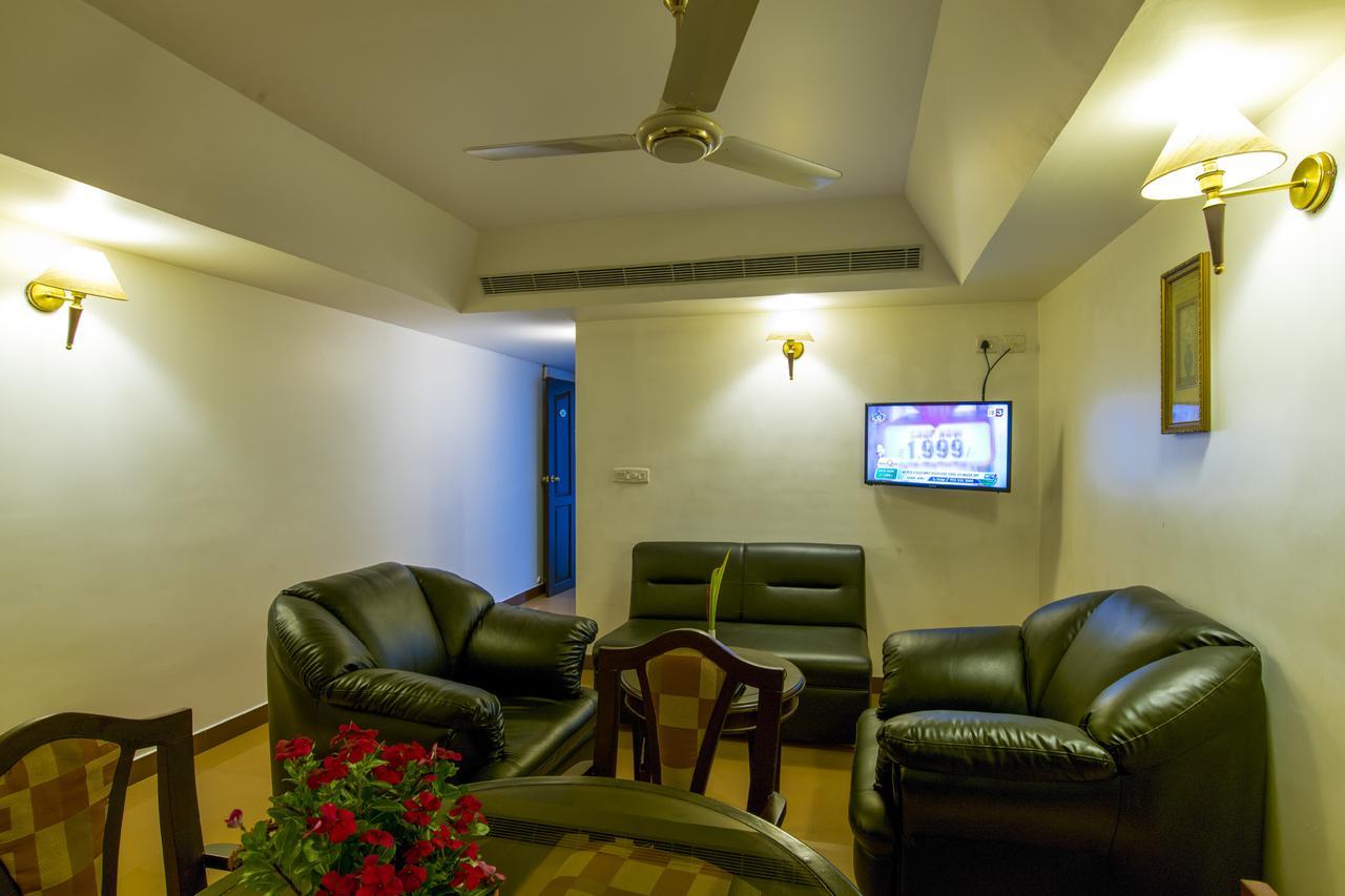 Golf View Hotels & Suites Nedumbassery Exteriér fotografie